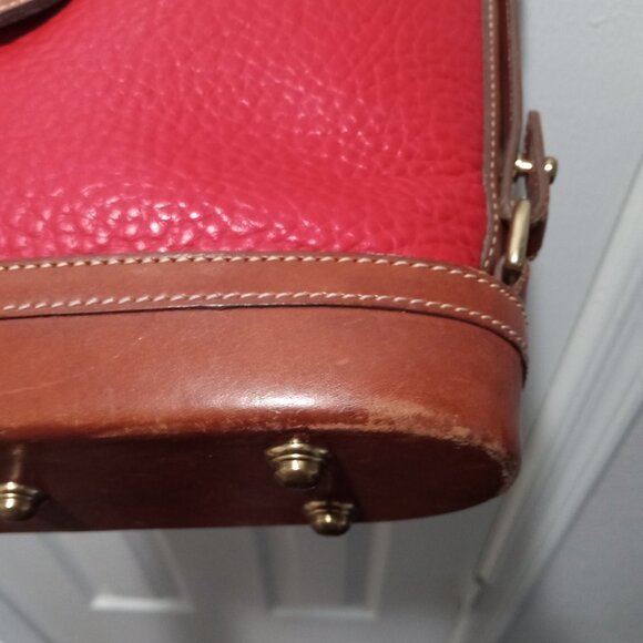 Dooney & Bourke Vintage Shoulder Bag - Picture 2 of 8